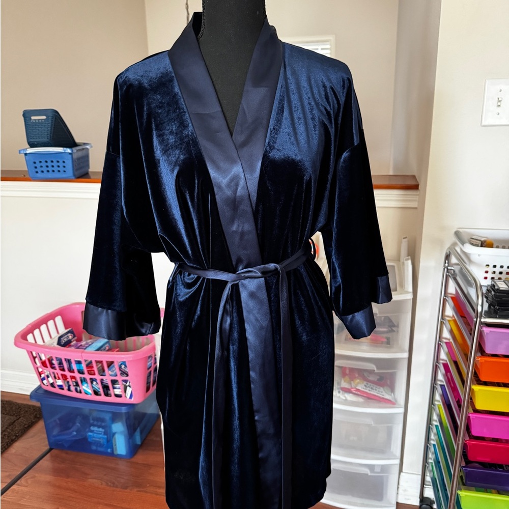 Elegant Navy Blue Satin Robe